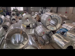 DX51D γαλβανισμένος ρόλος σπειρών χάλυβα ΓΠ μηδέν 0,12 - 4.0mm Z275 καυτός πουλιών που βυθίζεται